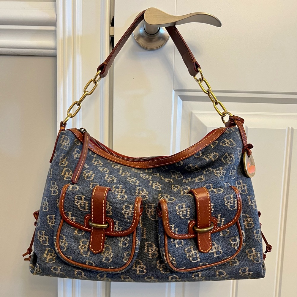 Dooney & Bourke Shourlder/Hobo Bag